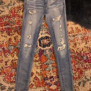 Women’s AE skinny jeans